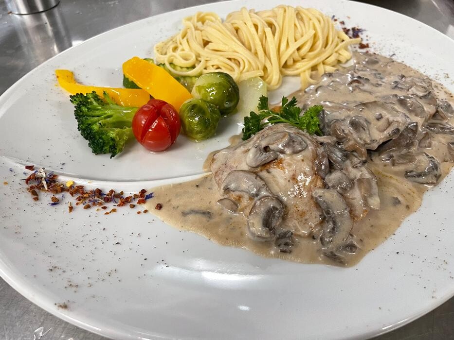 Bilder Restaurant Café Gleis 3 - Swiss Cuisine