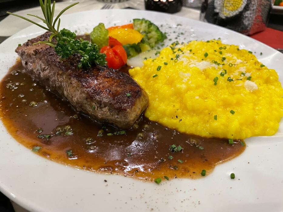 Bilder Restaurant Café Gleis 3 - Swiss Cuisine