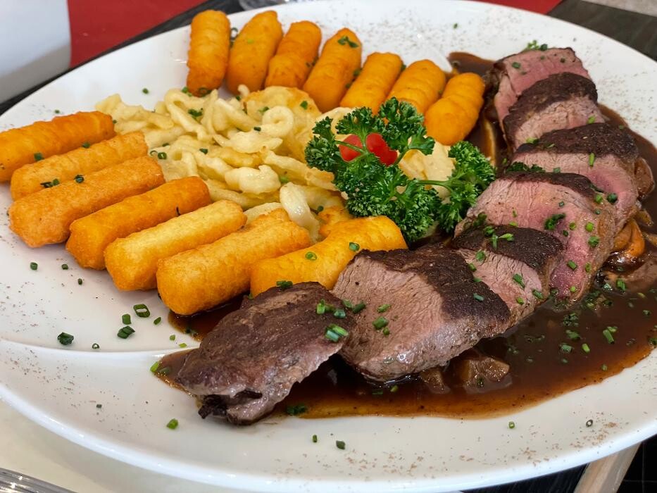Bilder Restaurant Café Gleis 3 - Swiss Cuisine