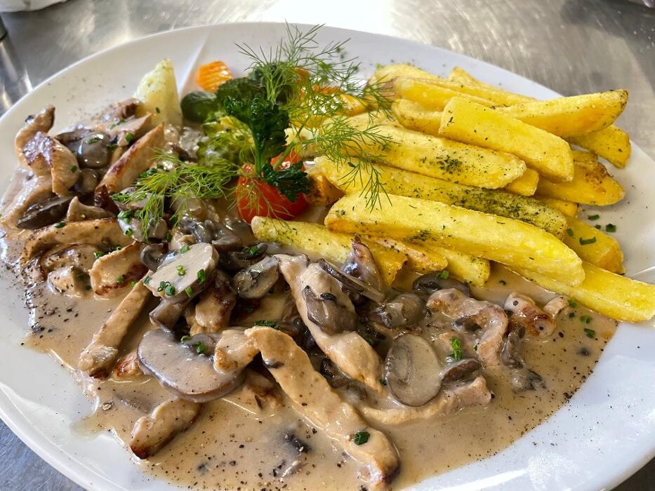 Bilder Restaurant Café Gleis 3 - Swiss Cuisine