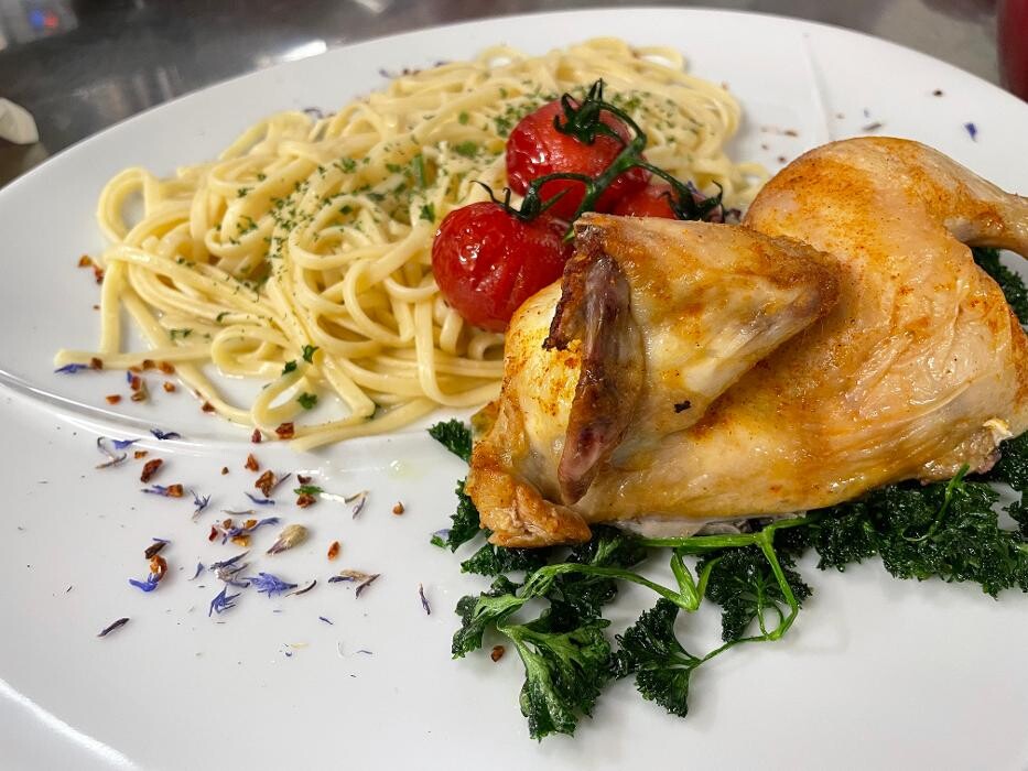 Bilder Restaurant Café Gleis 3 - Swiss Cuisine