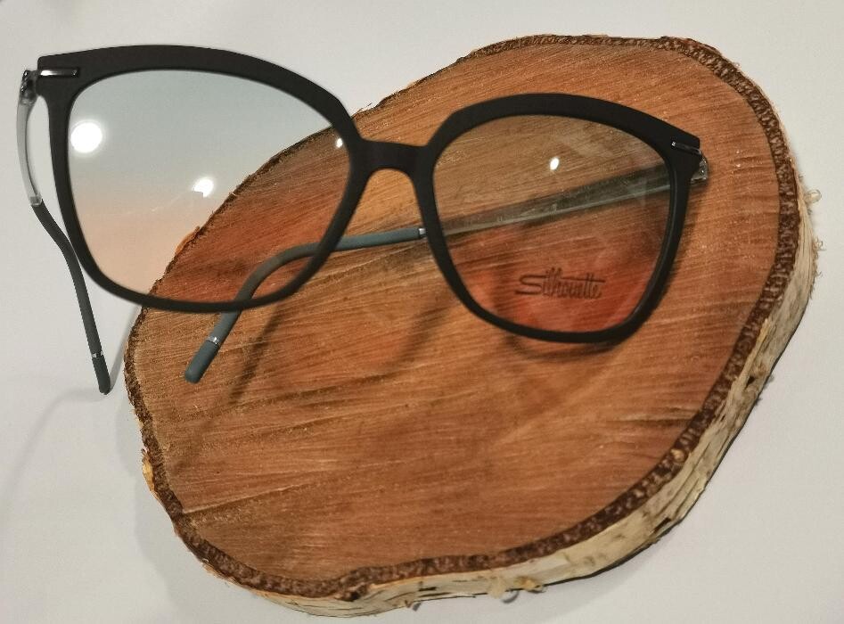 Bilder Ebneter Optik, Brillen & Kontaktlinsen