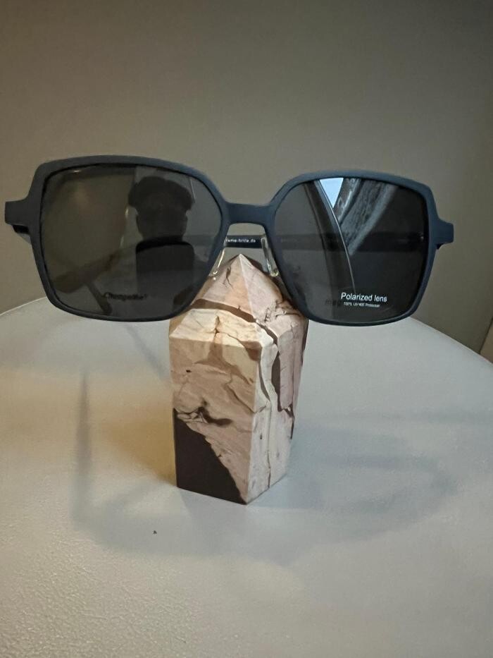 Bilder Ebneter Optik, Brillen & Kontaktlinsen