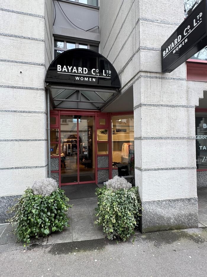 Bilder BAYARD CO LTD WOMEN