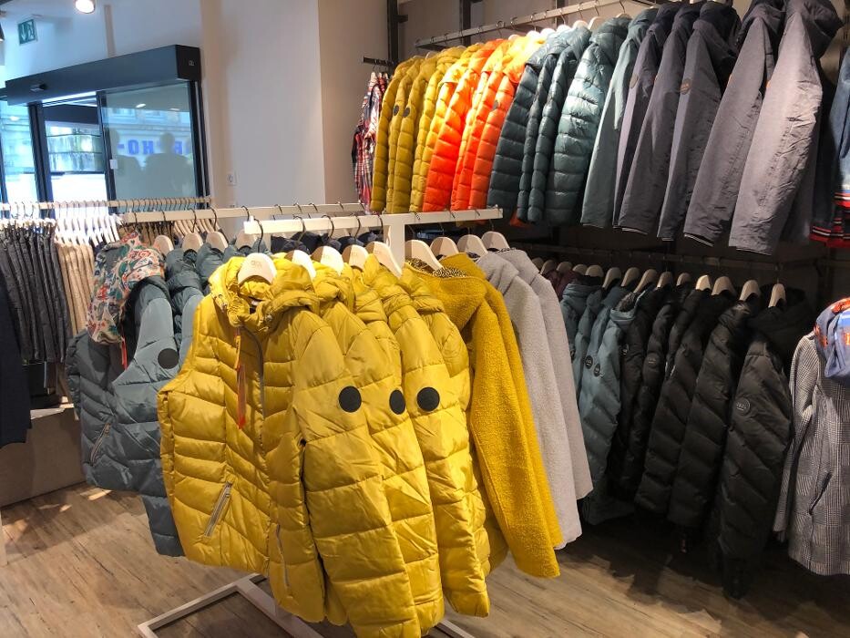Bilder Cecil Shop
