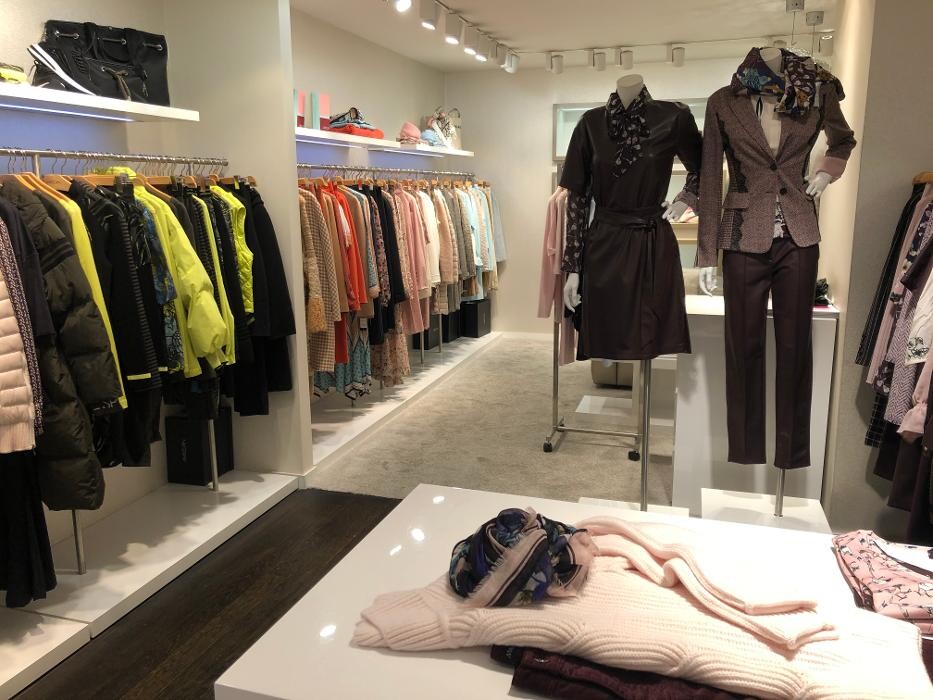 Bilder Marc Cain Shop