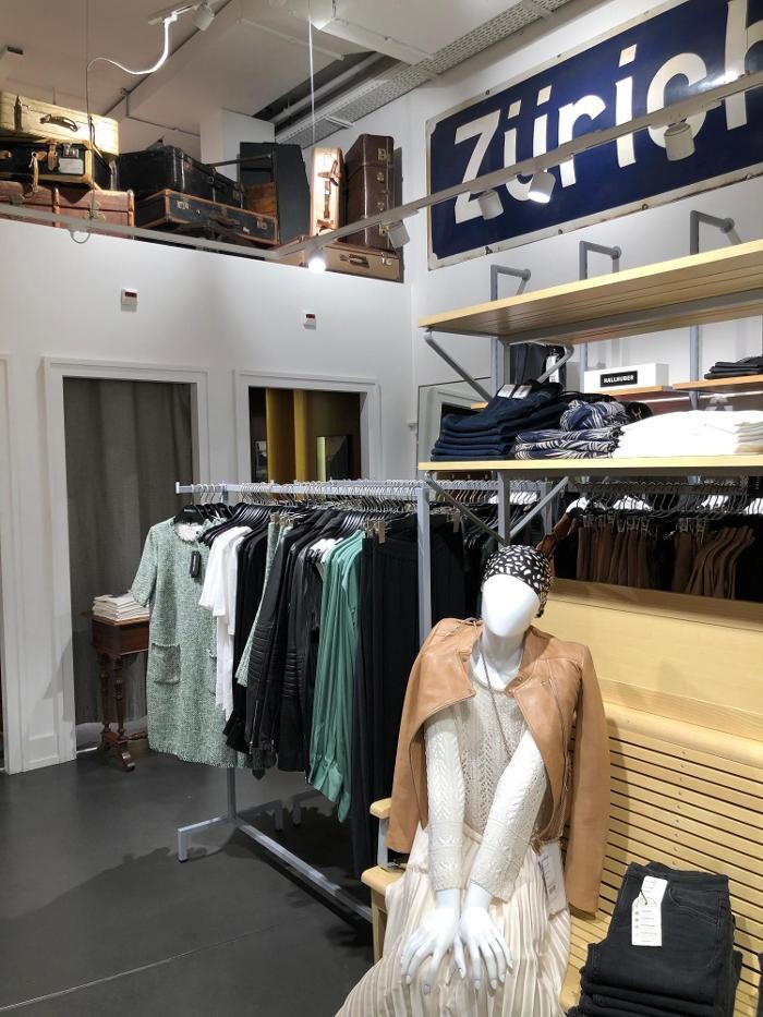 Bilder BAYARD CO LTD WOMEN Shopville
