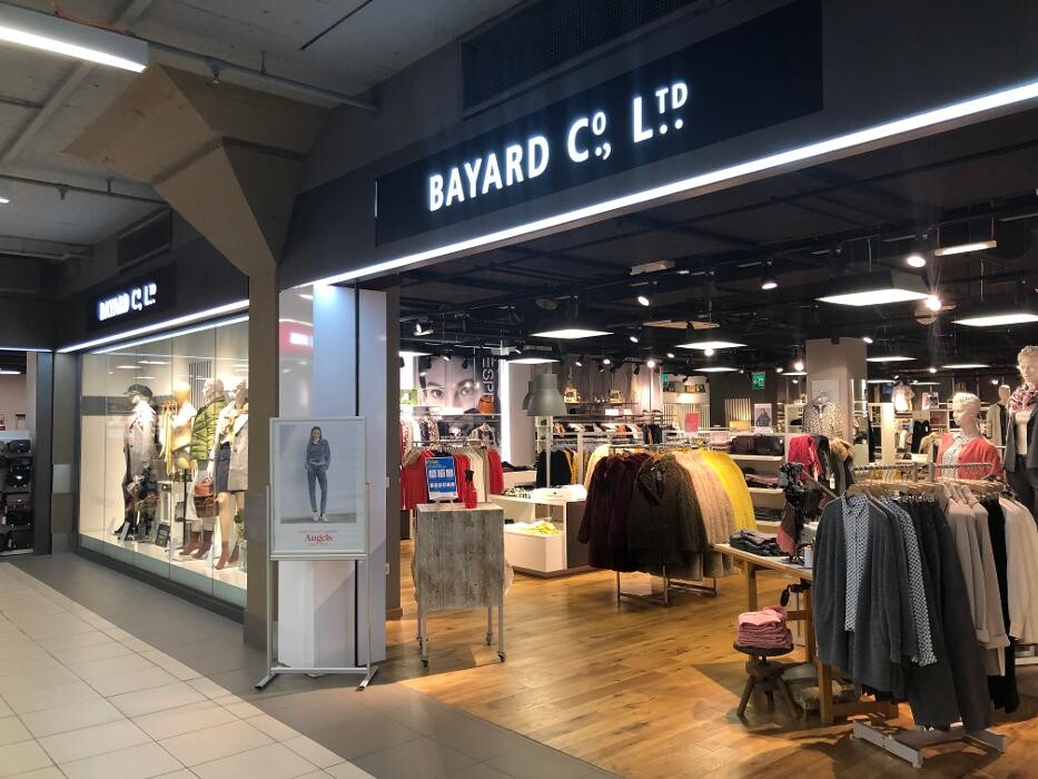 Bilder BAYARD CO LTD WOMEN