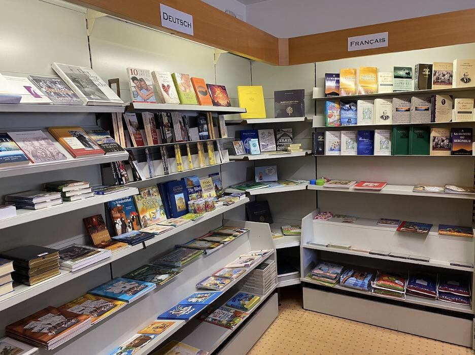 Bilder Home Shop beim Tempel