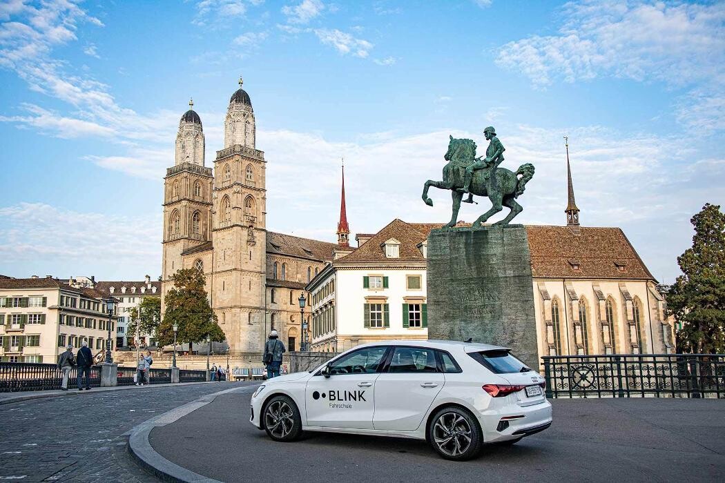 Bilder BLINK Fahrschule Zürich | Auto Fahrstunden, Motorrad Grundkurse, VKU