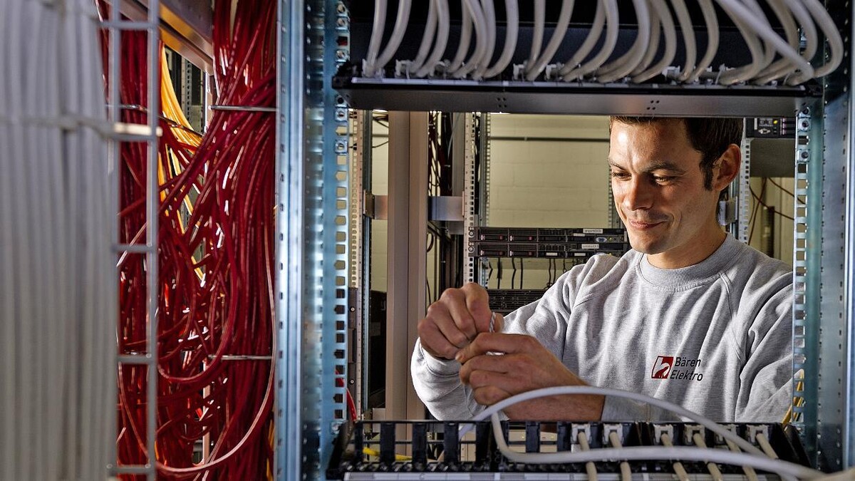 Bilder Bären Elektro AG