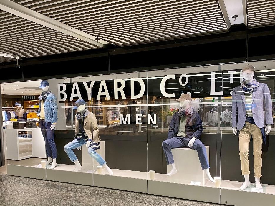 Bilder BAYARD CO LTD MEN AIRPORT