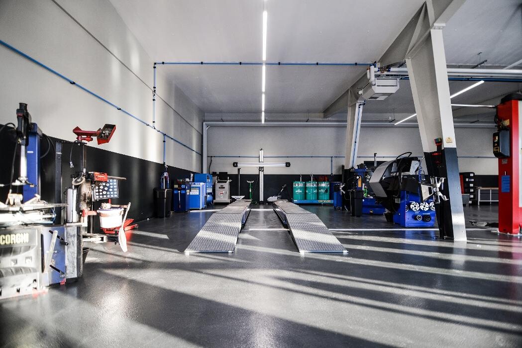 Bilder Euromaster Uvrier