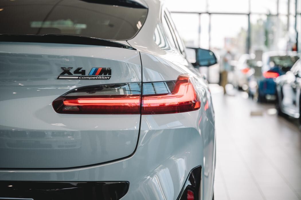 Bilder DIMAB Payerne - Concessionnaire BMW, ALPINA et Point Service MINI