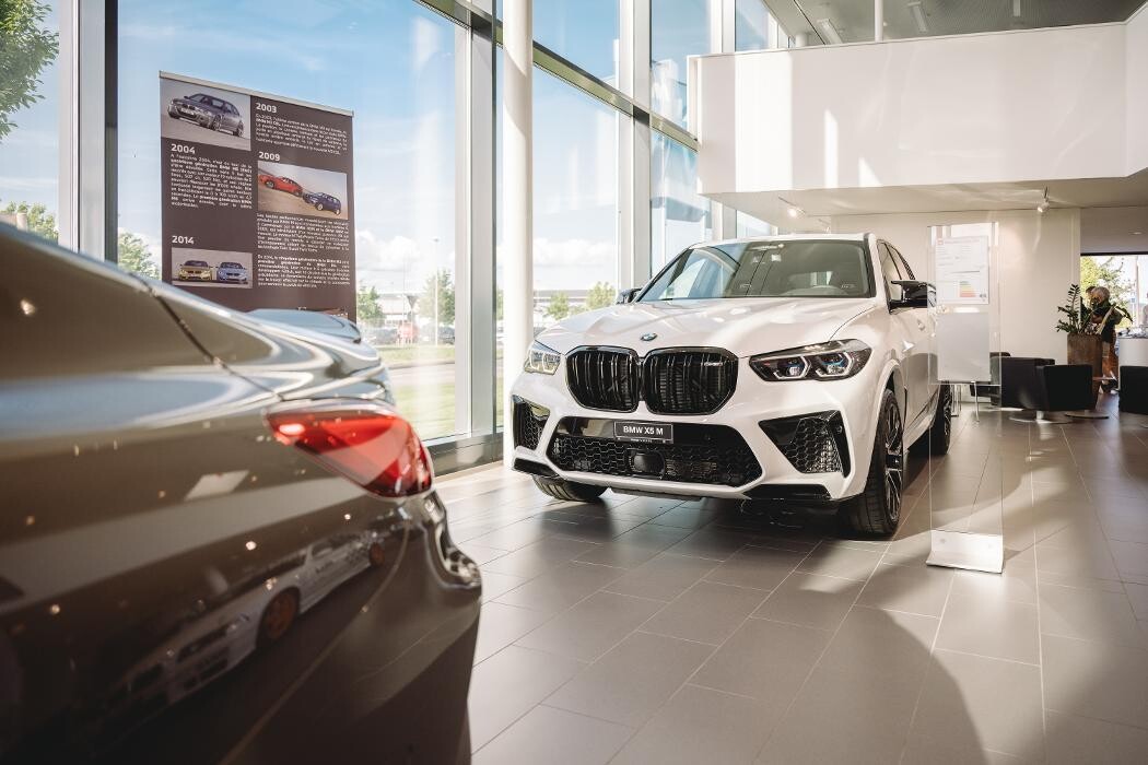 Bilder DIMAB Payerne - Concessionnaire BMW, ALPINA et Point Service MINI