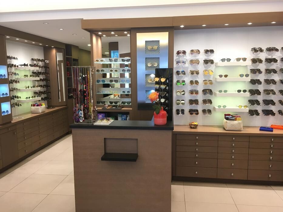 Bilder Fouchault l'Opticien : Montures originales et marques exclusives
