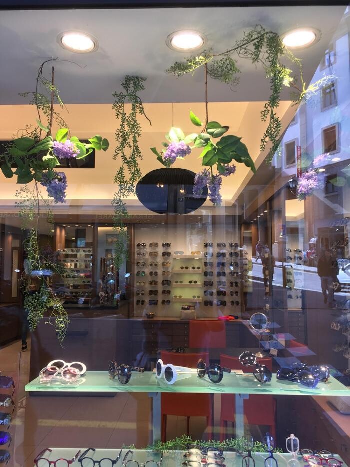 Bilder Fouchault l'Opticien : Montures originales et marques exclusives