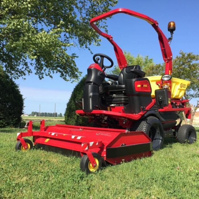 Bilder Lauber machines agricoles Sàrl