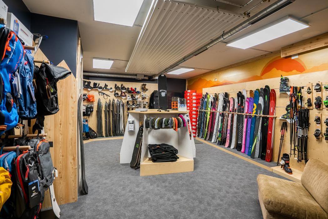 Bilder Backside Verbier | Ski & Snowboard Shop