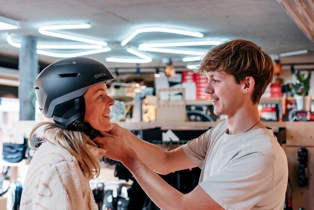Bilder Backside Verbier | Ski & Snowboard Shop