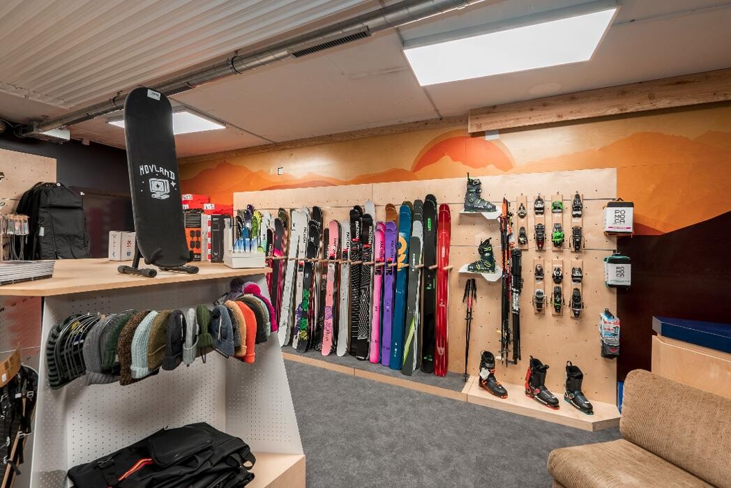 Bilder Backside Verbier | Ski & Snowboard Shop