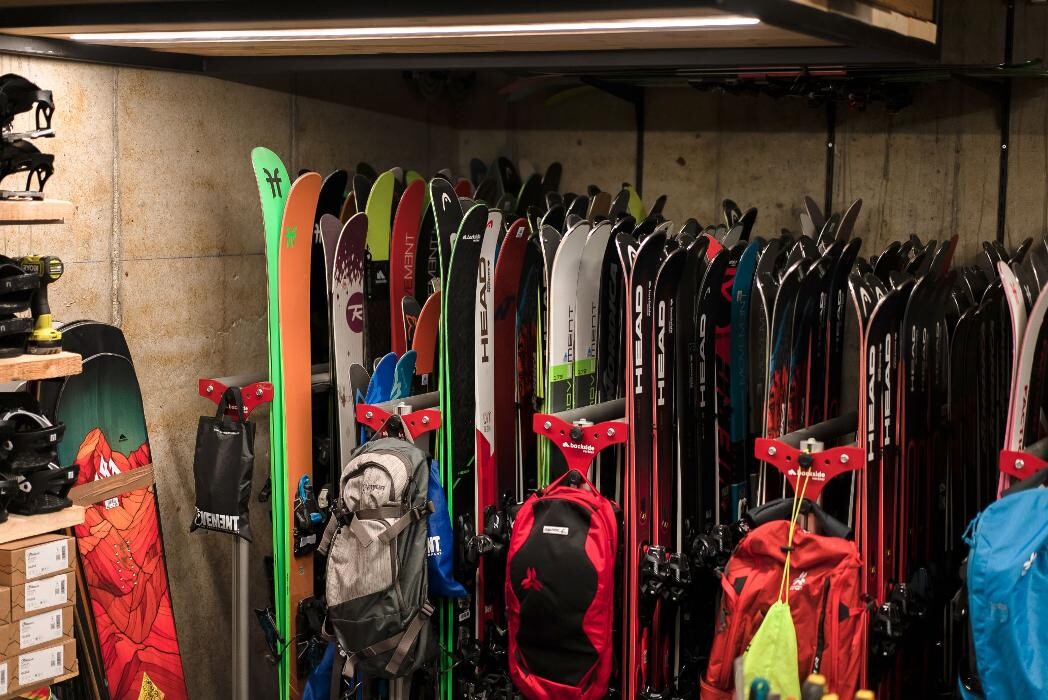 Bilder Backside Verbier | Ski & Snowboard Shop