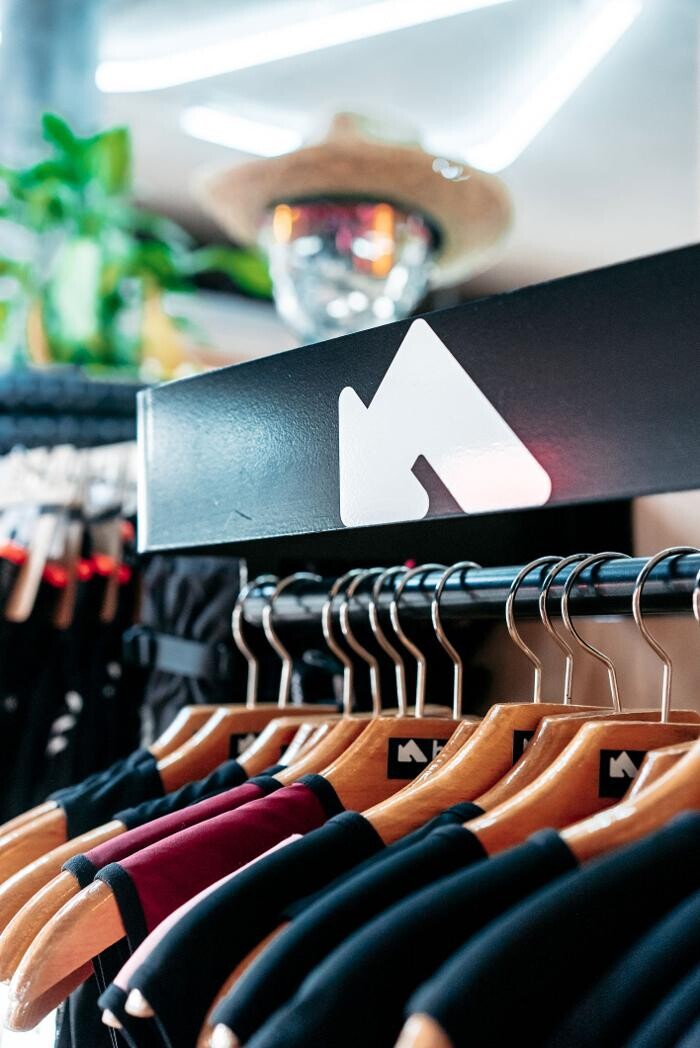 Bilder Backside Verbier | Ski & Snowboard Shop