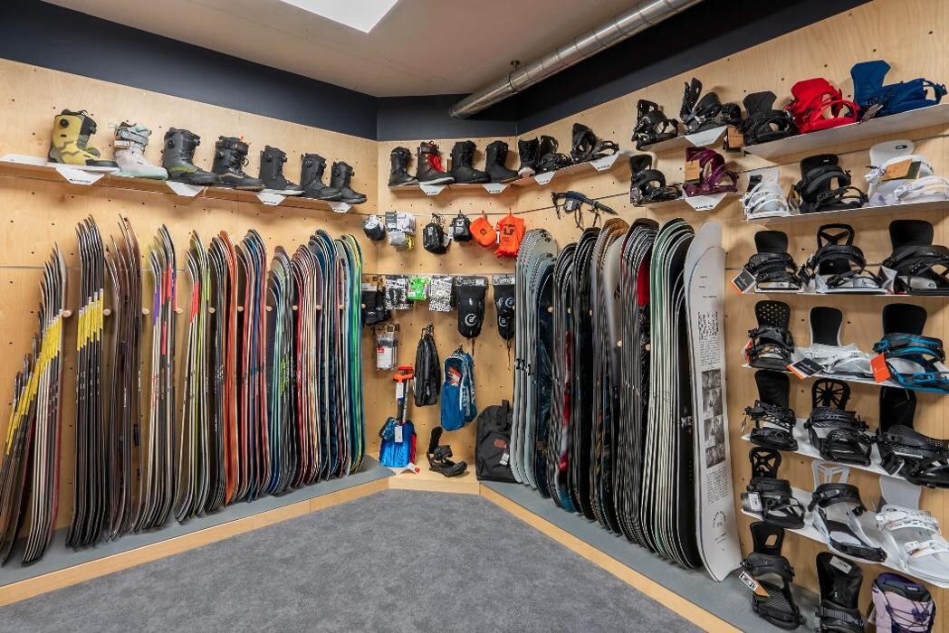 Bilder Backside Verbier | Ski & Snowboard Shop