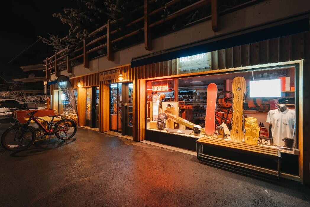 Bilder Backside Verbier | Ski & Snowboard Shop