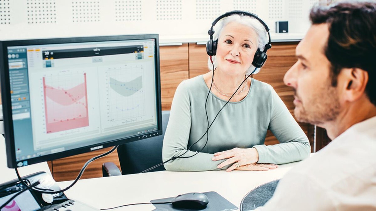 Bilder Neuroth Hörcenter AG