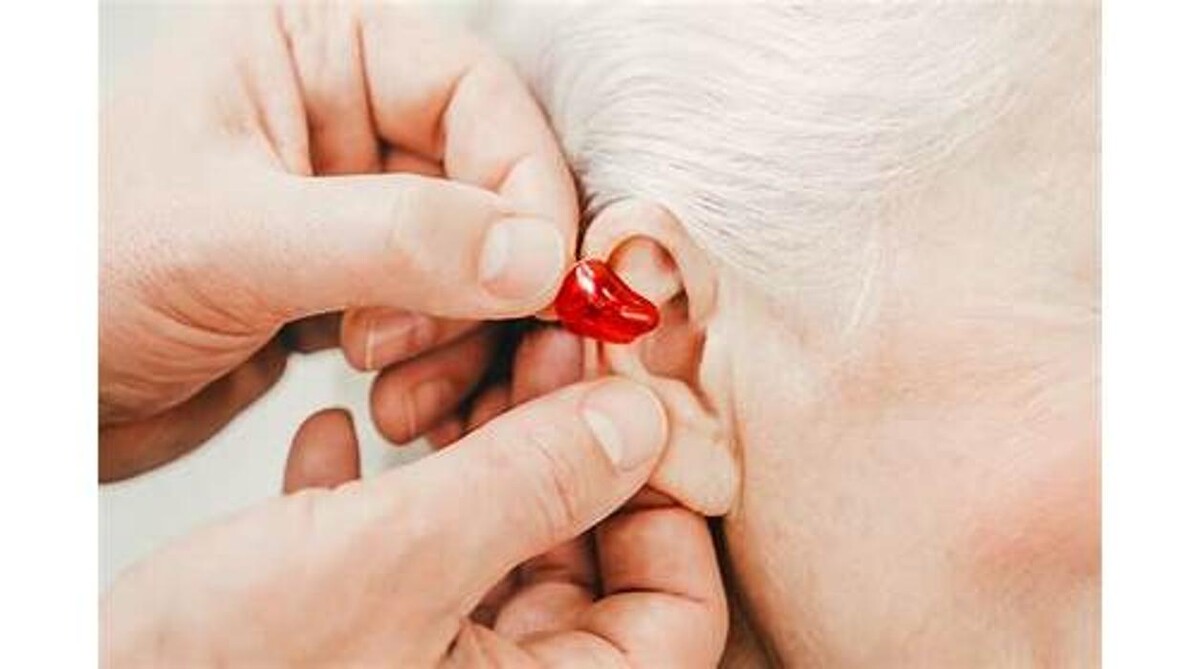 Bilder Neuroth Hörcenter AG