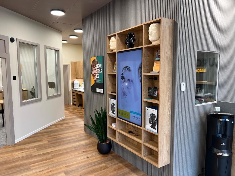 Bilder Neuroth Hörcenter AG - Hörgeräte und Gehörschutz