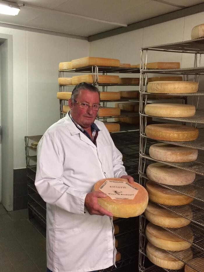 Bilder Vieux Fromages Sàrl