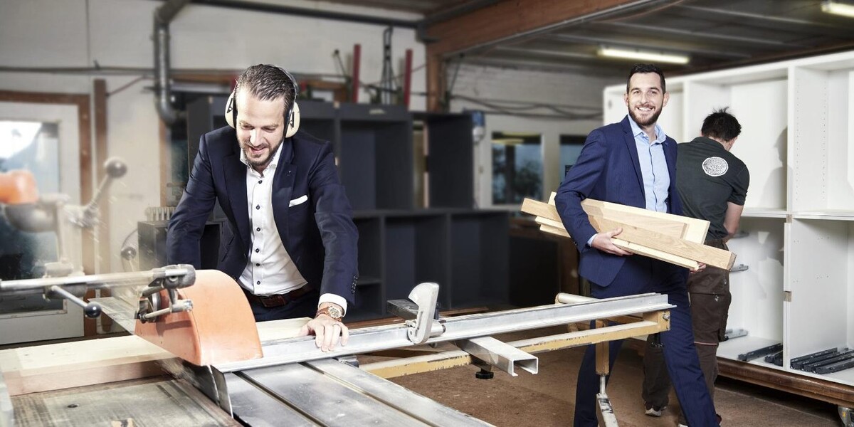 Bilder CV Treuhand AG