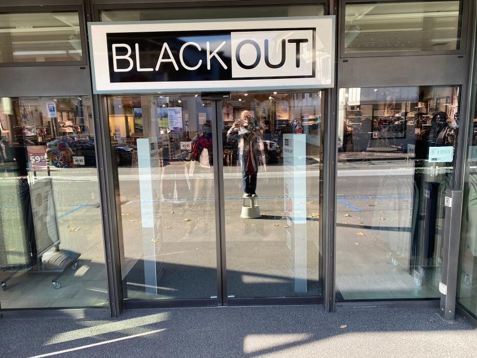 Bilder BLACKOUT