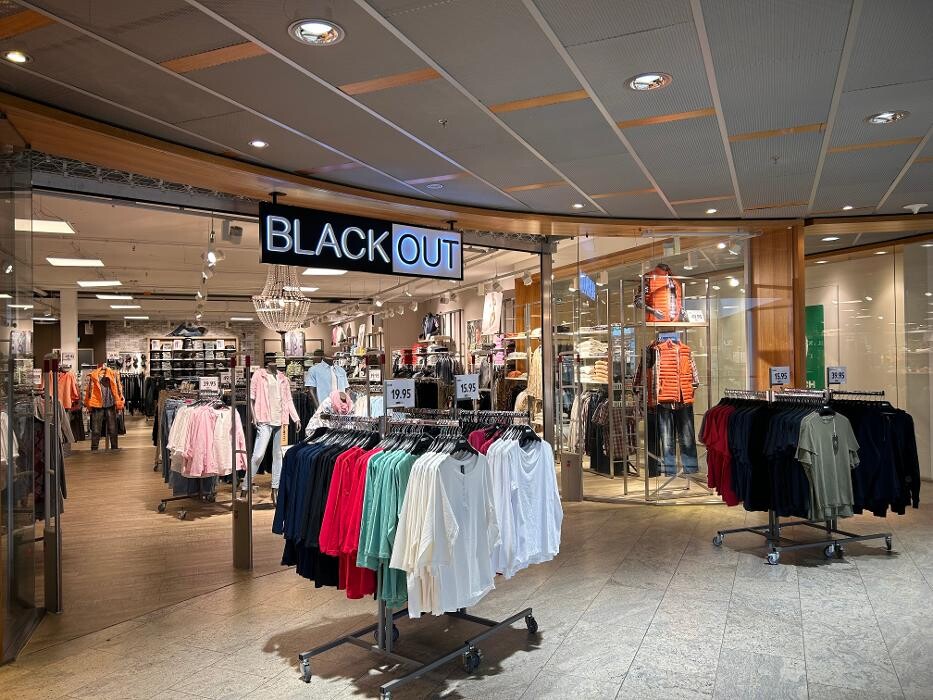 Bilder BLACKOUT