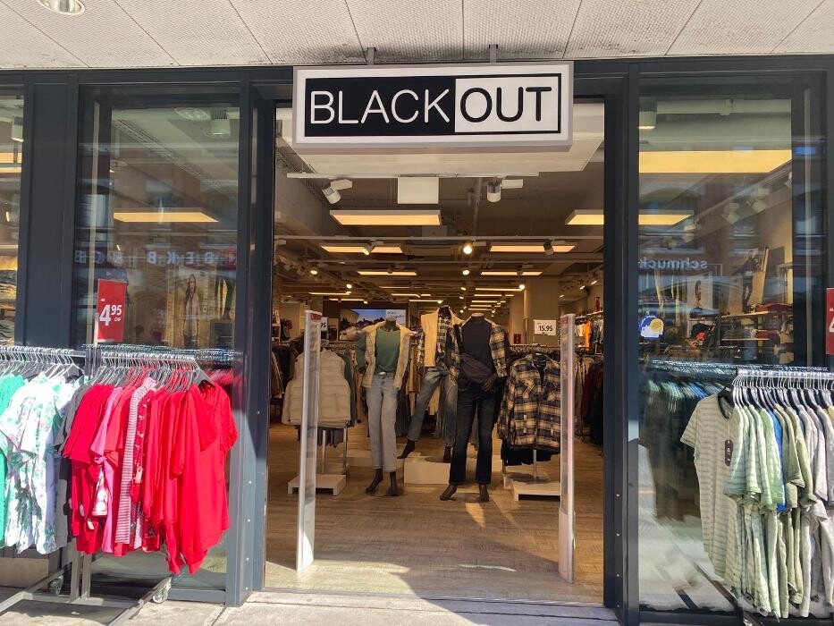 Bilder BLACKOUT