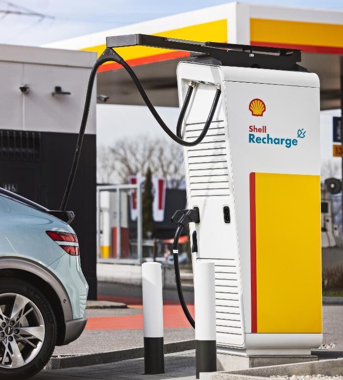 Bilder Shell Recharge Charging Station