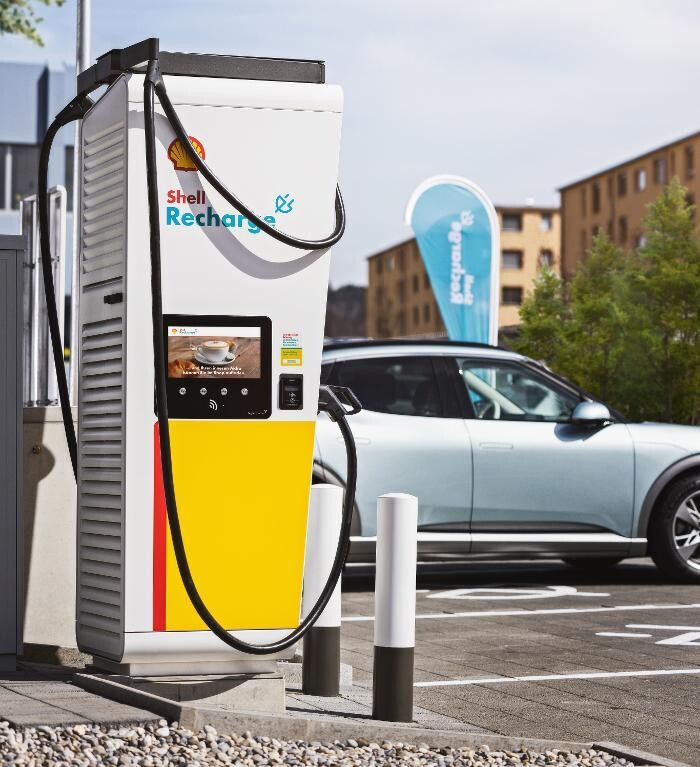 Bilder Shell Recharge Charging Station