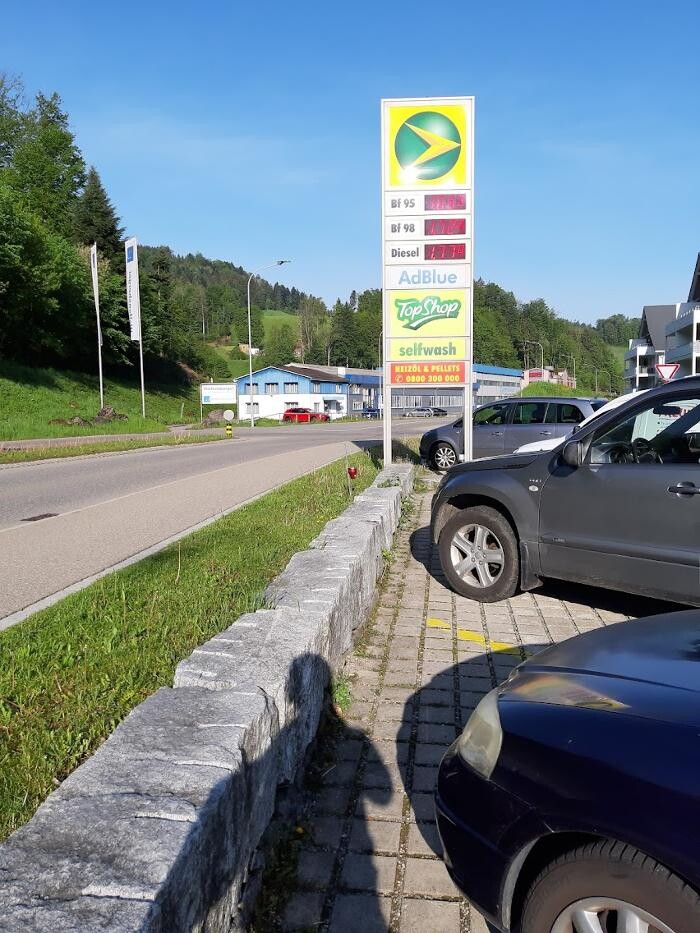 Bilder AGROLA TopShop & CarWash