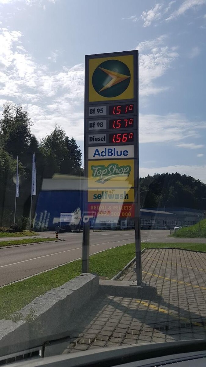 Bilder AGROLA TopShop & CarWash