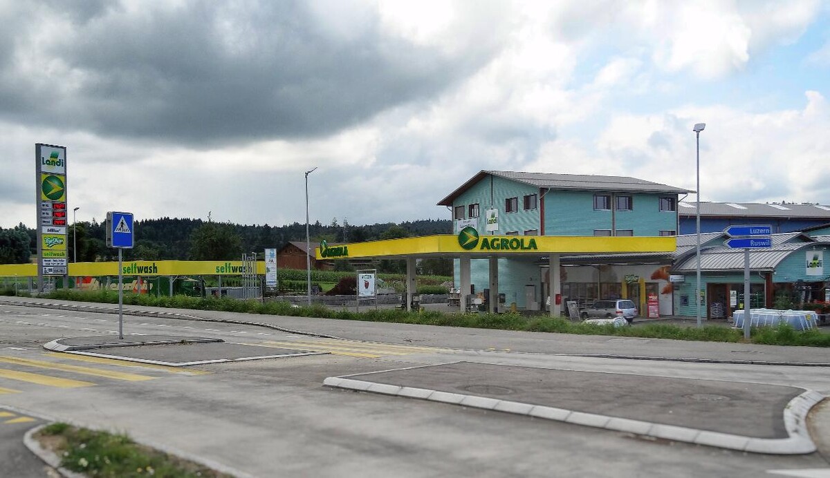 Bilder AGROLA TopShop & CarWash