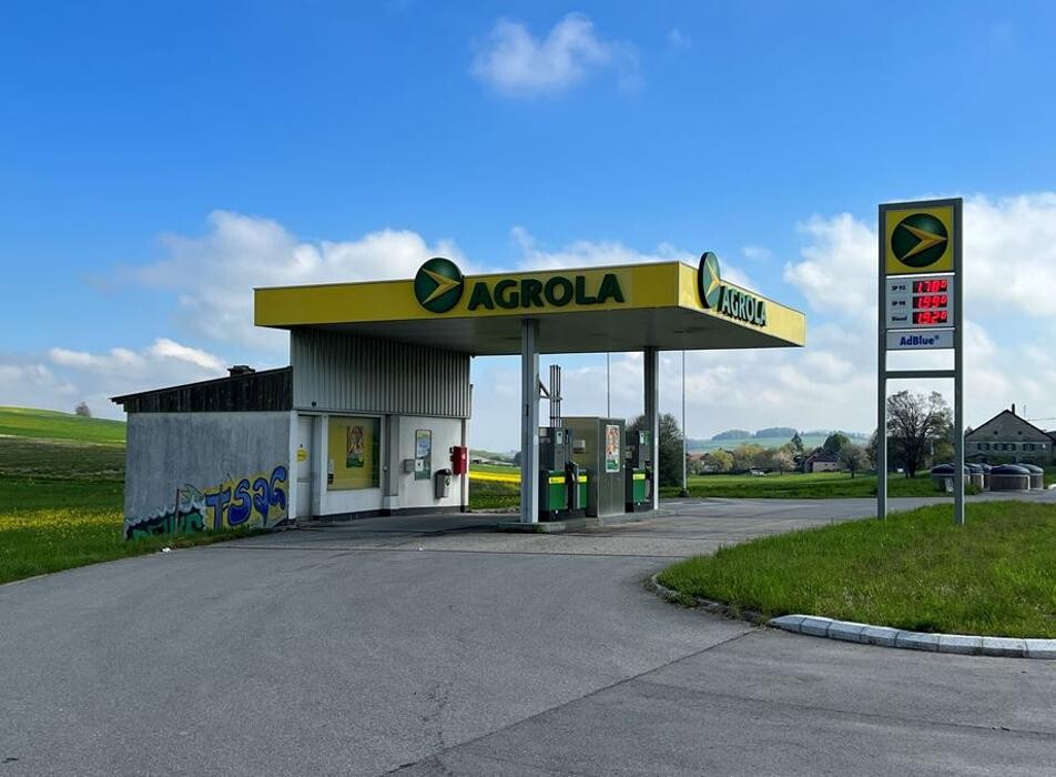 Bilder AGROLA