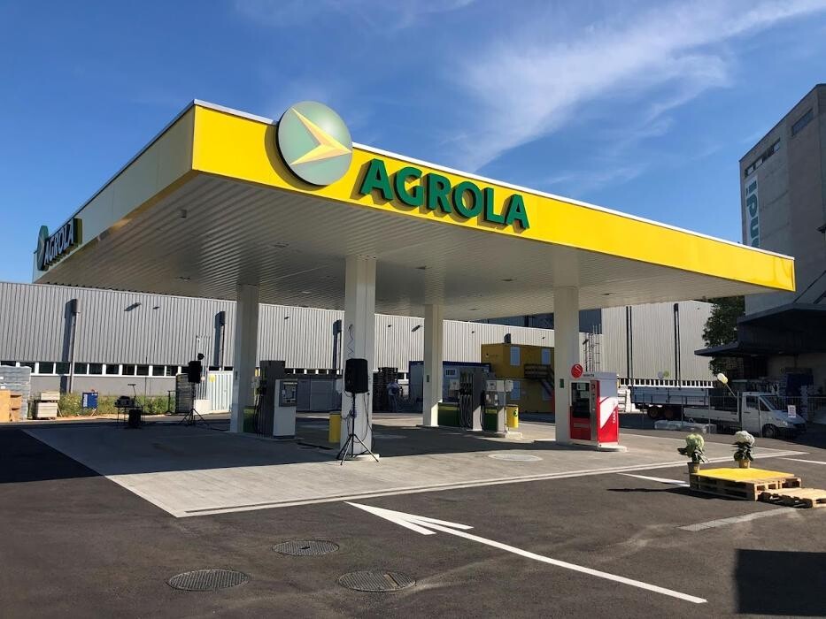 Bilder AGROLA