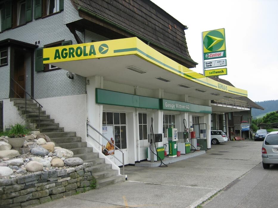 Bilder AGROLA