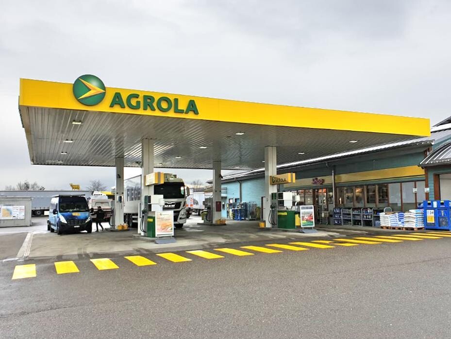 Bilder AGROLA Tankstelle & LAVEBA Shop Arbon-West, LAVEBA LANDI AG