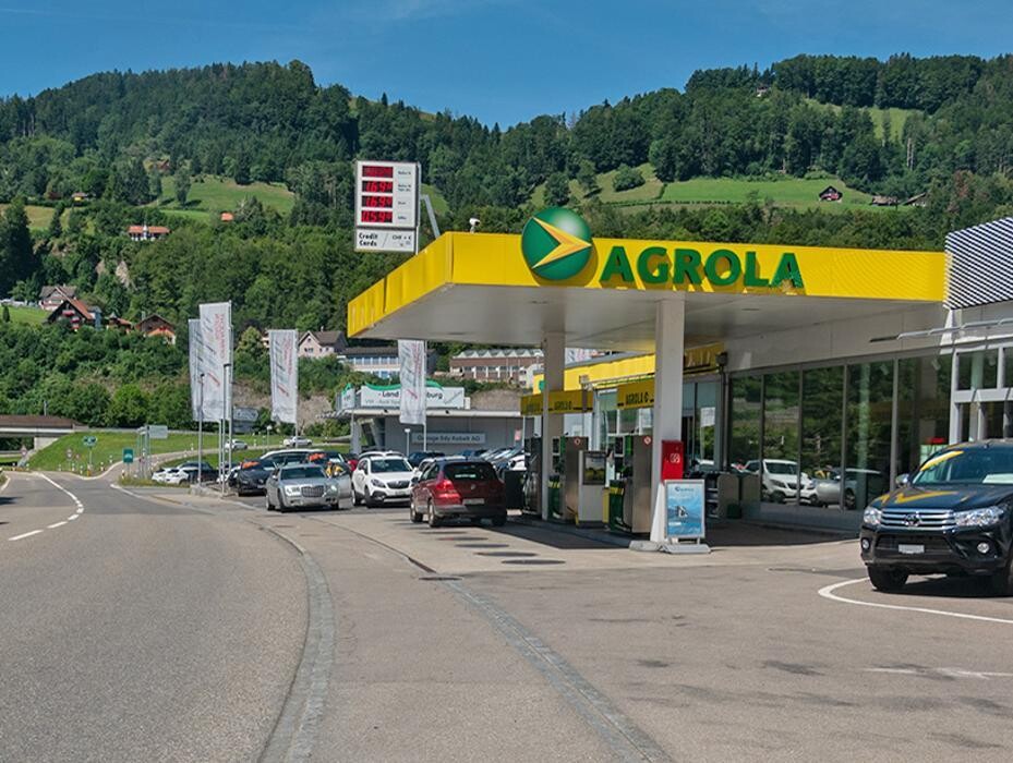 Bilder AGROLA Tankstelle & LAVEBA Shop Wattwil