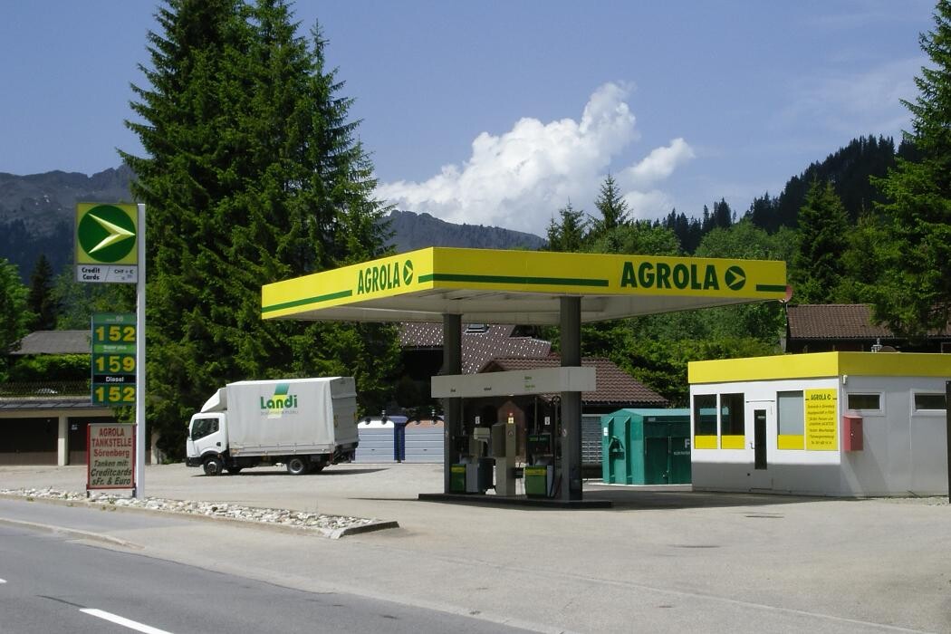 Bilder AGROLA