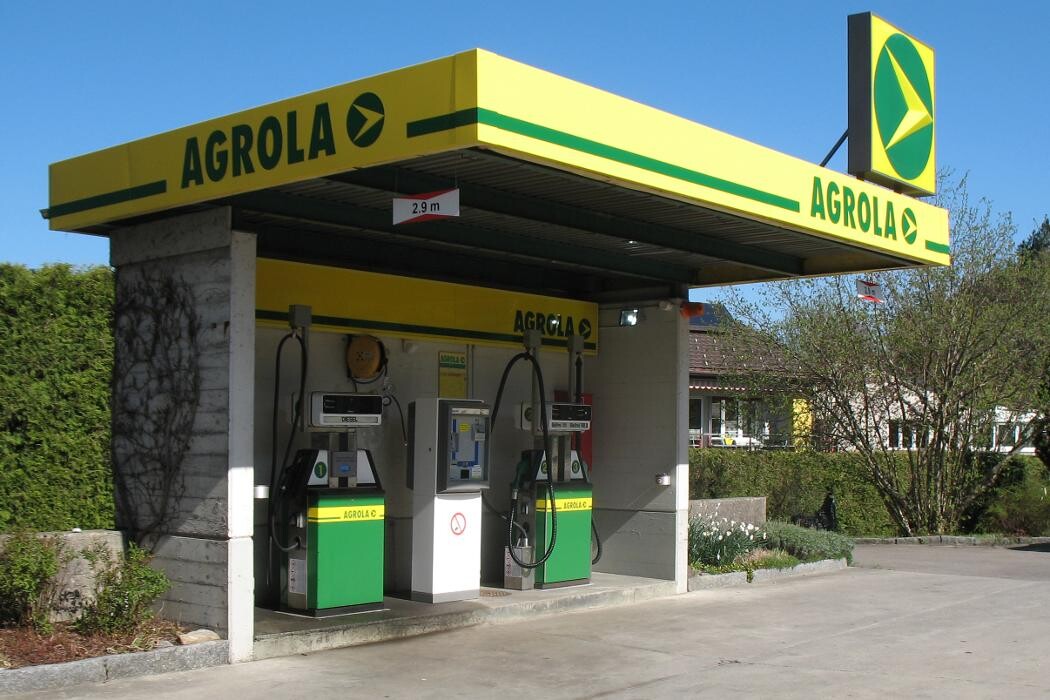 Bilder AGROLA