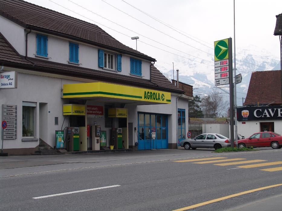 Bilder AGROLA